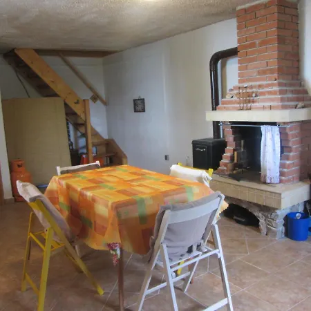 House Granny's House Hébergement de vacances *